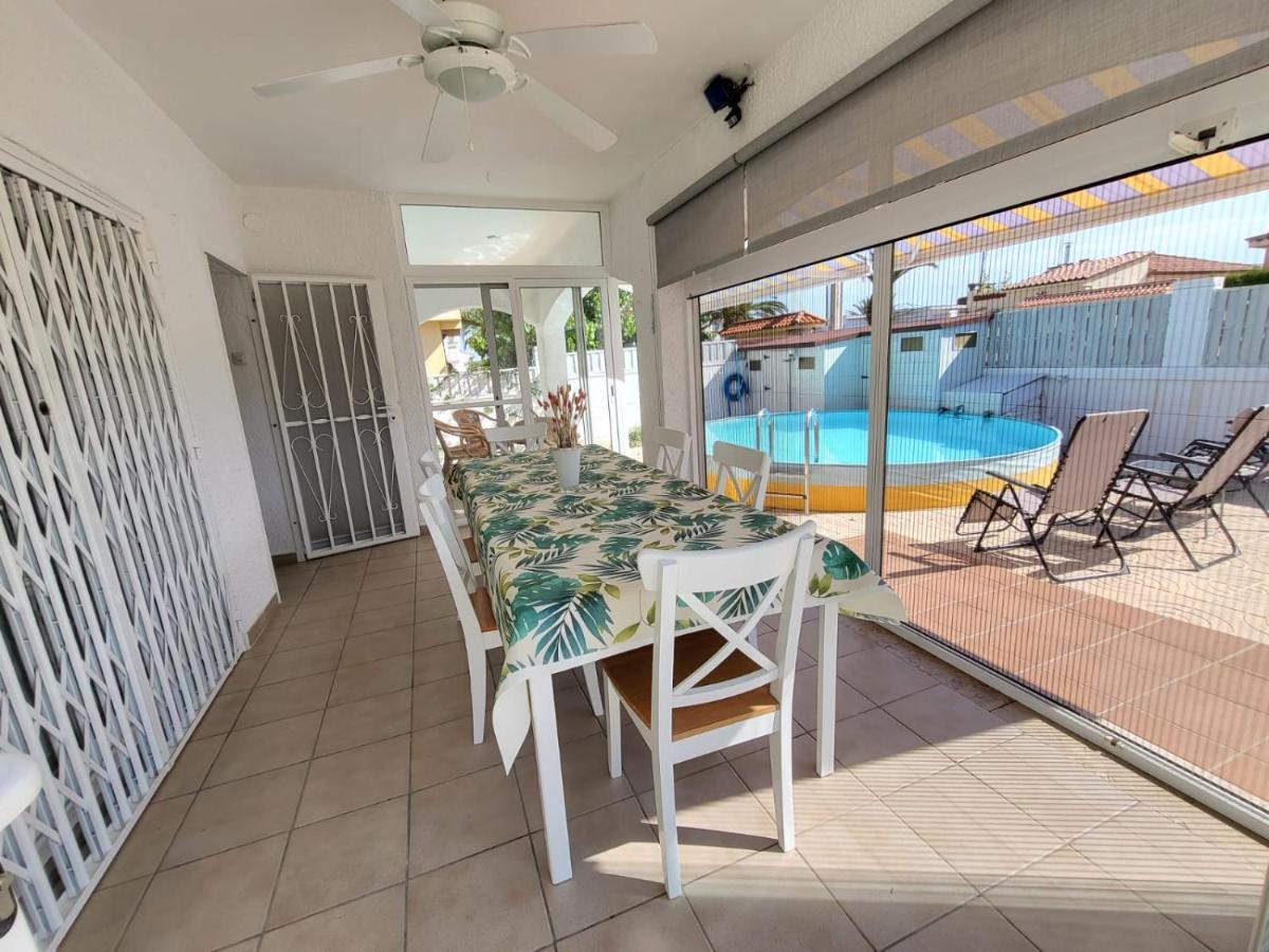 Torredembarra Cosy, Well Equipped House, 5 Min. From The Beach Kültér fotó